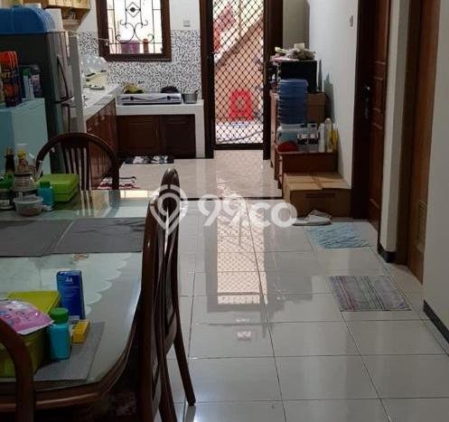 For Sale Rumah 3 Kamar Lokasi Strategis Bagus dan Strategis di Rungkut For Sale Rumah 3 Kamar Lokasi Strategis Bagus dan Strategis di Rungkut