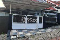 Rumah Elit LB 200m2 Siap Pakai Desain Elegan di Citraland, Surabaya Rumah Elit LB 200m2 Siap Pakai Desain Elegan di Citraland, Surabaya