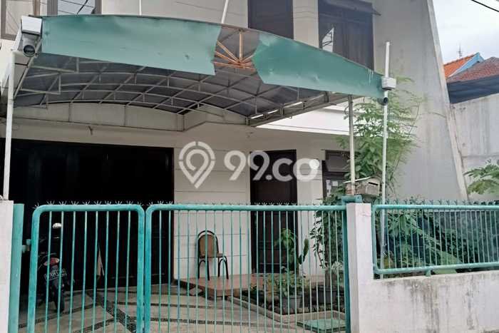 Dijual Cepat Rumah Bagus Siap Huni LB 200m2 di Gubeng, Surabaya Dijual Cepat Rumah Bagus Siap Huni LB 200m2 di Gubeng, Surabaya