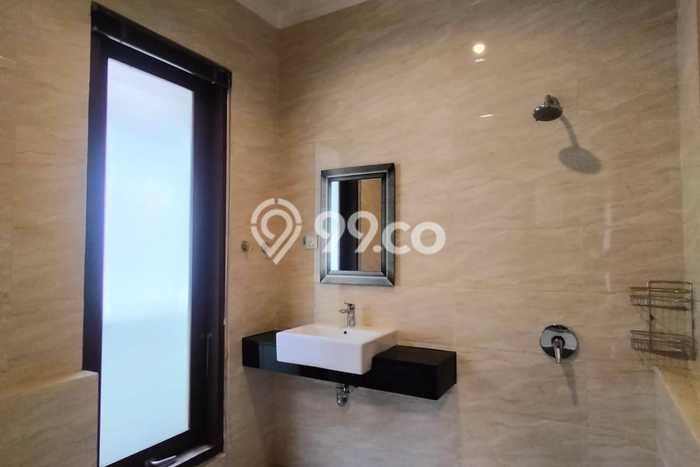 Ready to Use! Premium House LT 360m2 Desain Elegan di Batam Centre Ready to Use! Premium House LT 360m2 Desain Elegan di Batam Centre