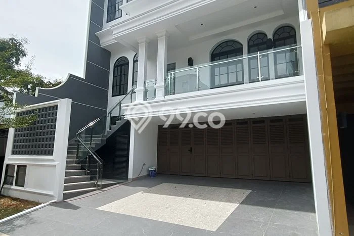 Rumah Mewah LB 490m2 Siap Pakai Desain Elegan di Batam Centre, Batam Rumah Mewah LB 490m2 Siap Pakai Desain Elegan di Batam Centre, Batam