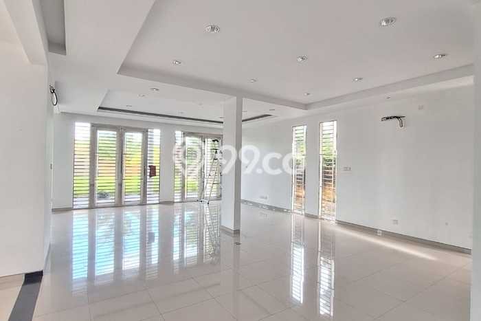 Rumah Luxury Modern Siap Huni di Tiban Batam Rumah Luxury Modern Siap Huni di Tiban Batam
