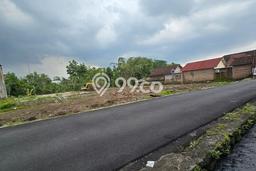 Tanah Dijual Lokasi Mlati, Sleman Luas 200m2 Legalitas Aman Tanah Dijual Lokasi Mlati, Sleman Luas 200m2 Legalitas Aman
