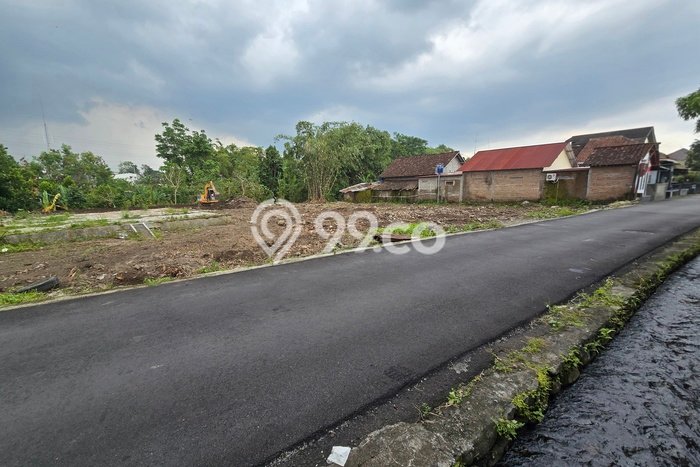 Tanah di Mlati, Sleman Luas 200m2 Dijual Segera Tanah di Mlati, Sleman Luas 200m2 Dijual Segera