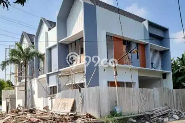 Dijual Rumah Eksklusif 4 KT di Jemursari, Surabaya Dijual Rumah Eksklusif 4 KT di Jemursari, Surabaya