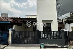 For Sale Hunian Rumah Terawat 3 Kamar di Gading Serpong, Tangerang For Sale Hunian Rumah Terawat 3 Kamar di Gading Serpong, Tangerang