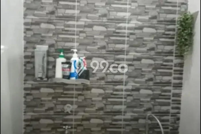 Dijual Cepat Rumah Bagus Siap Huni LB 100m2 di Banyumanik, Semarang Dijual Cepat Rumah Bagus Siap Huni LB 100m2 di Banyumanik, Semarang