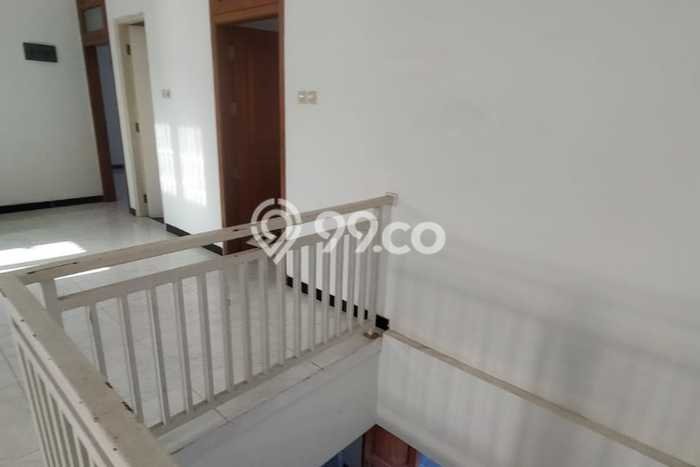 Disewakan! Rumah 4 Kamar Tidur &
2 Kamar Mandi di Lamper, Semarang Disewakan! Rumah 4 Kamar Tidur &
2 Kamar Mandi di Lamper, Semarang