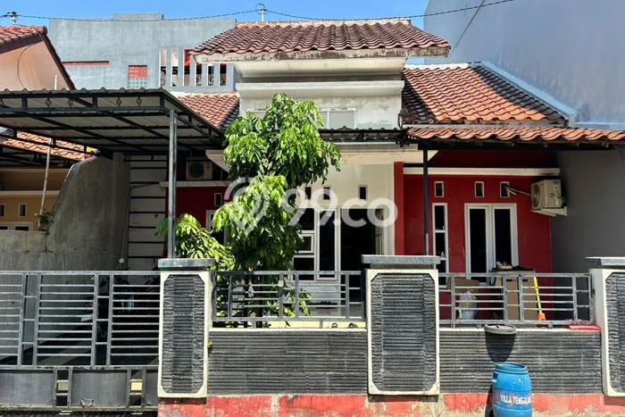 For Sale Rumah 5 Kamar Lokasi Ideal Nyaman dan Strategis di Tembalang For Sale Rumah 5 Kamar Lokasi Ideal Nyaman dan Strategis di Tembalang