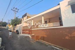 Rumah Modern Cantik 16 KT Bisa Langsung Pindah di Ngaliyan Rumah Modern Cantik 16 KT Bisa Langsung Pindah di Ngaliyan