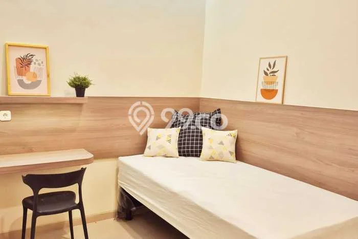 Kost Dijual di Surabaya Kota dengan 16 KT dan Luas 320m2 Kost Dijual di Surabaya Kota dengan 16 KT dan Luas 320m2