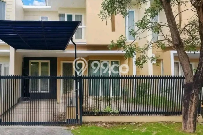 Hot Offer Hunian Mewah Ideal dan Luas di Wiyung, Surabaya Hot Offer Hunian Mewah Ideal dan Luas di Wiyung, Surabaya