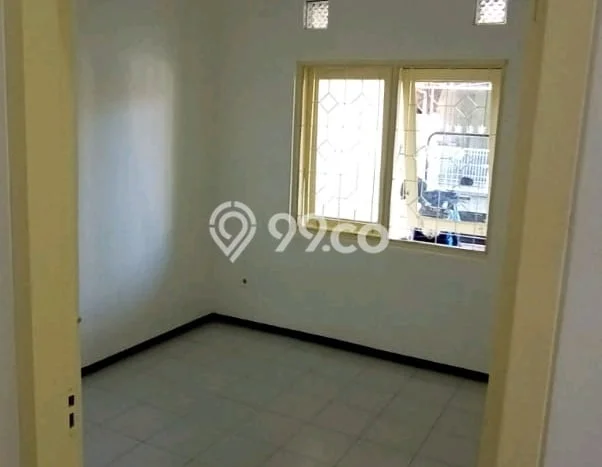 Lokasi terbaik! Rumah siap huni disewakan di Waru LB 75m2 Lokasi terbaik! Rumah siap huni disewakan di Waru LB 75m2