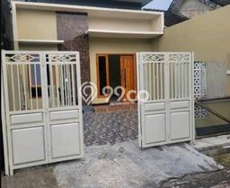 Dijual Rumah Strategis Bagus Punya 3 KT di Wiyung Surabaya SHM Dijual Rumah Strategis Bagus Punya 3 KT di Wiyung Surabaya SHM
