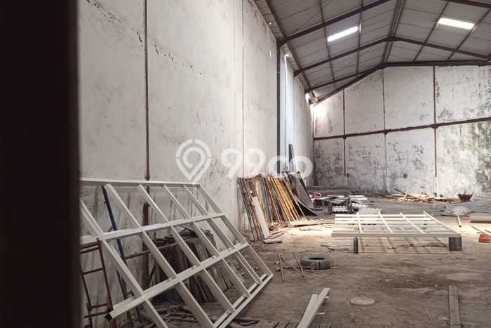 Paling Dicari! Gudang Dijual di Margomulyo Harga Kompetitif Paling Dicari! Gudang Dijual di Margomulyo Harga Kompetitif
