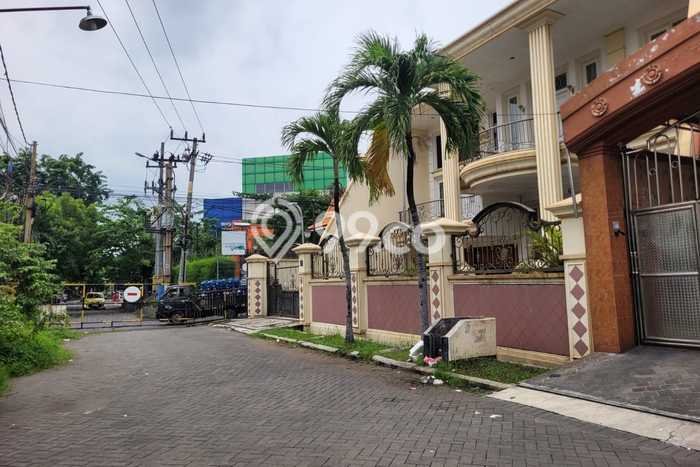 Hunian Premium di Surabaya Lokasi Strategis Kondisi Baik Hunian Premium di Surabaya Lokasi Strategis Kondisi Baik