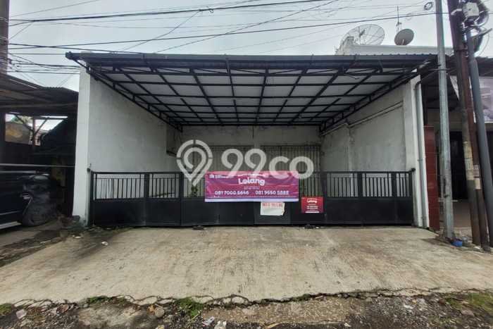 Area Ramai! Komersial Dijual di Pakisaji untuk Bisnis Luas Bangunan 102m2 Area Ramai! Komersial Dijual di Pakisaji untuk Bisnis Luas Bangunan 102m2