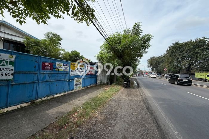 Pabrik Dijual Lokasi Emas di Taman Luas 4229m2 Pabrik Dijual Lokasi Emas di Taman Luas 4229m2