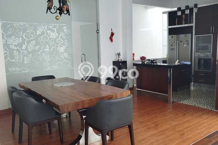 Ready to Use! Luxury House LT 325m2 Desain Modern di Setra Sari Ready to Use! Luxury House LT 325m2 Desain Modern di Setra Sari