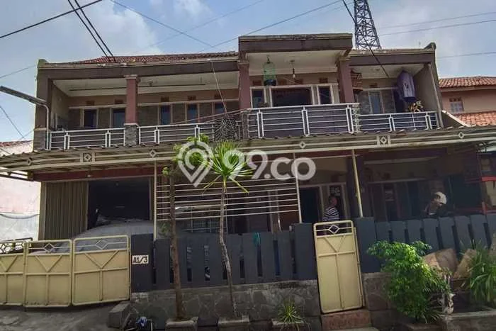 Dijual Rumah 5 Kamar Lokasi Ideal Nyaman dan Strategis di Padalarang Dijual Rumah 5 Kamar Lokasi Ideal Nyaman dan Strategis di Padalarang