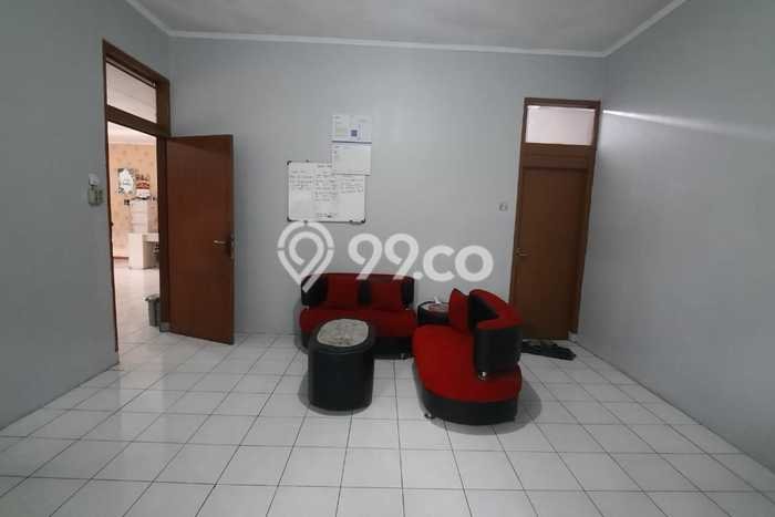 For Sale Rumah 6 Kamar Lokasi Ideal Bagus dan Strategis di Cimahi Utara For Sale Rumah 6 Kamar Lokasi Ideal Bagus dan Strategis di Cimahi Utara
