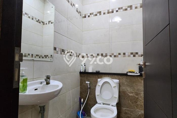 Dijual Rumah Premium dengan Fasilitas Sekitar Lengkap di Bojongloa Kidul, Bandung Dijual Rumah Premium dengan Fasilitas Sekitar Lengkap di Bojongloa Kidul, Bandung
