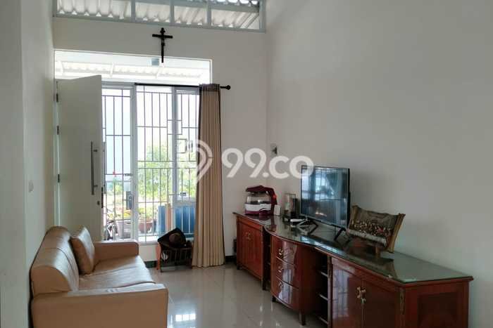 Dijual Hunian Rumah Nyaman 2 KT di Taman Kopo Indah, Bandung Dijual Hunian Rumah Nyaman 2 KT di Taman Kopo Indah, Bandung