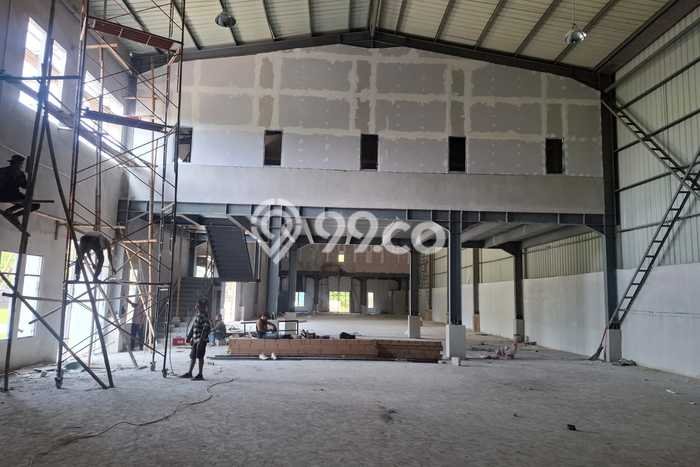 Disewakan Gudang komersial di Cikarang Pusat luas bangunan 2172m2 Disewakan Gudang komersial di Cikarang Pusat luas bangunan 2172m2