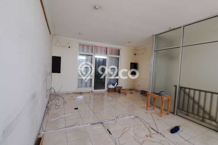 Disewakan Ruko di Kawasan Ramai Harapan Indah Luas 240m2 Disewakan Ruko di Kawasan Ramai Harapan Indah Luas 240m2