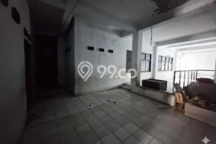 Unit Ruko Disewa Lokasi Cempaka Putih, Jakarta Pusat Spesifikasi Luas Bangunan 750m2 Unit Ruko Disewa Lokasi Cempaka Putih, Jakarta Pusat Spesifikasi Luas Bangunan 750m2