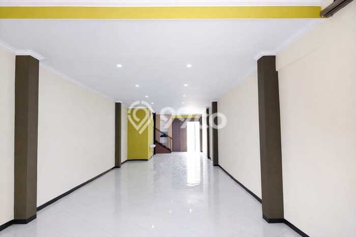 Ruko Dijual di Antapani LT 105m2, LB 300m2 untuk Investasi Ruko Dijual di Antapani LT 105m2, LB 300m2 untuk Investasi