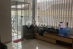 Rumah Mewah LB 600m2 Siap Huni Desain Elegan di Singgasana, Bandung Rumah Mewah LB 600m2 Siap Huni Desain Elegan di Singgasana, Bandung