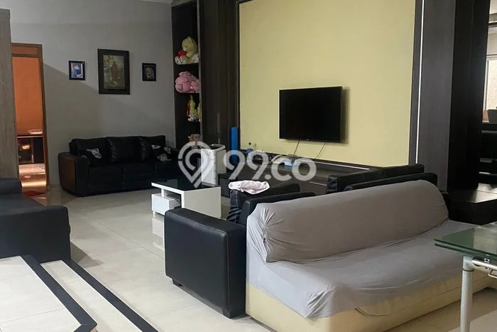 Rumah Mewah LB 600m2 Siap Huni Desain Elegan di Singgasana, Bandung Rumah Mewah LB 600m2 Siap Huni Desain Elegan di Singgasana, Bandung