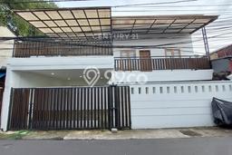 Hot Offer Hunian Premium Ideal dan Luas di Kebayoran Baru, Jakarta Selatan Hot Offer Hunian Premium Ideal dan Luas di Kebayoran Baru, Jakarta Selatan