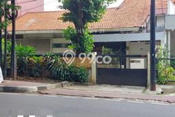 Siap Huni Rumah Mewah 5 Kamar di Kebayoran Baru Dekat ke Mana Pun Siap Huni Rumah Mewah 5 Kamar di Kebayoran Baru Dekat ke Mana Pun