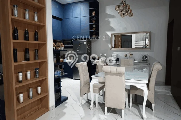 Ready to Use! Luxury House LT 154m2 Desain Elegan di Meruya Ready to Use! Luxury House LT 154m2 Desain Elegan di Meruya