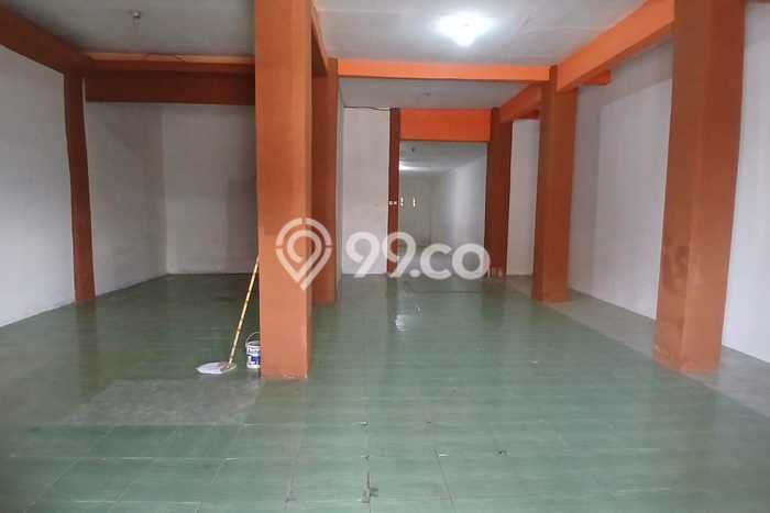 Unit Gudang Disewa Lokasi Batujajar, Bandung Barat Spesifikasi Luas Bangunan 200m2 Unit Gudang Disewa Lokasi Batujajar, Bandung Barat Spesifikasi Luas Bangunan 200m2
