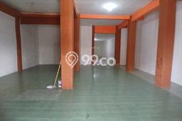 Unit Gudang Disewa Lokasi Batujajar, Bandung Barat Spesifikasi Luas Bangunan 200m2 Unit Gudang Disewa Lokasi Batujajar, Bandung Barat Spesifikasi Luas Bangunan 200m2