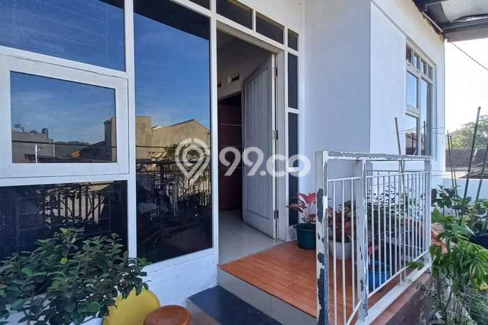 Rumah Modern Minimalis 4 Kamar Bisa Langsung Pindah di Ngamprah Rumah Modern Minimalis 4 Kamar Bisa Langsung Pindah di Ngamprah