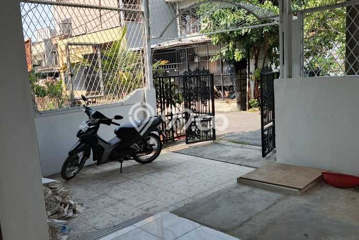 Dijual Hunian Rumah Terawat 4 KT di Bojong Indah, Jakarta Barat Dijual Hunian Rumah Terawat 4 KT di Bojong Indah, Jakarta Barat