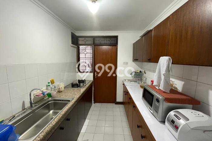 Rumah Elit LB 100m2 Siap Pakai Desain Elegan di Puri Indah, Jakarta Barat Rumah Elit LB 100m2 Siap Pakai Desain Elegan di Puri Indah, Jakarta Barat