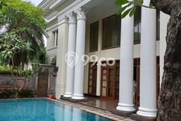 Rumah Luxury Modern Tanpa Renovasi di Pondok Indah Jakarta Selatan Rumah Luxury Modern Tanpa Renovasi di Pondok Indah Jakarta Selatan