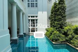 For Sale! Premium House LT 540m2 Desain Modern di Kuningan For Sale! Premium House LT 540m2 Desain Modern di Kuningan
