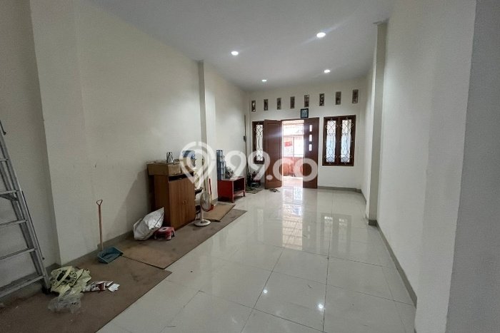 Dijual Cepat Rumah Siap Huni LT 68m2 LB 234m2 di Jakarta Barat Cocok untuk Hunian Dijual Cepat Rumah Siap Huni LT 68m2 LB 234m2 di Jakarta Barat Cocok untuk Hunian
