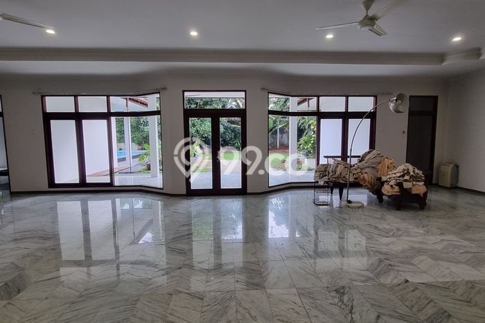 Disewakan Rumah Nyaman di Pejaten LT 1000m2 / LB 700m2 Siap Huni Disewakan Rumah Nyaman di Pejaten LT 1000m2 / LB 700m2 Siap Huni