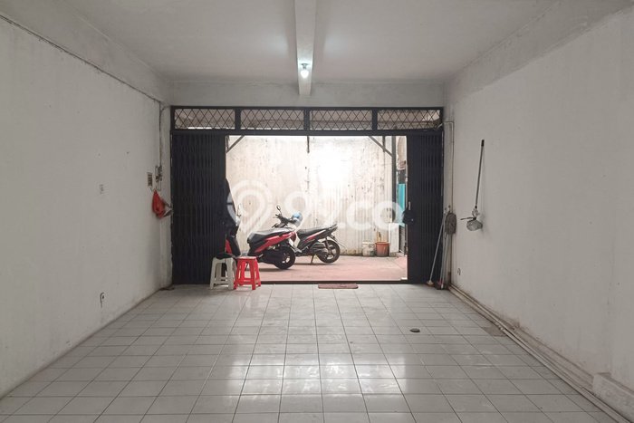 Unit Ruko Disewakan di Kopi Tiang Bendera Roa Malaka di Area Ramai & Strategis Unit Ruko Disewakan di Kopi Tiang Bendera Roa Malaka di Area Ramai & Strategis