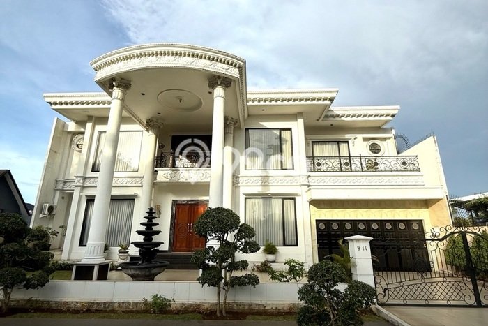 For Sale! Premium House LT 580m2 Desain Modern di BSD Bukit Golf For Sale! Premium House LT 580m2 Desain Modern di BSD Bukit Golf