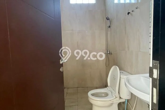 Rumah Modern 4 KT di Taman Kopo Indah Bandung Unfurnished Rumah Modern 4 KT di Taman Kopo Indah Bandung Unfurnished
