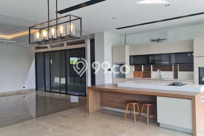Jual Rumah Mewah Megah Dengan View Eksklusif di Kota Baru Parahyangan, Bandung Jual Rumah Mewah Megah Dengan View Eksklusif di Kota Baru Parahyangan, Bandung