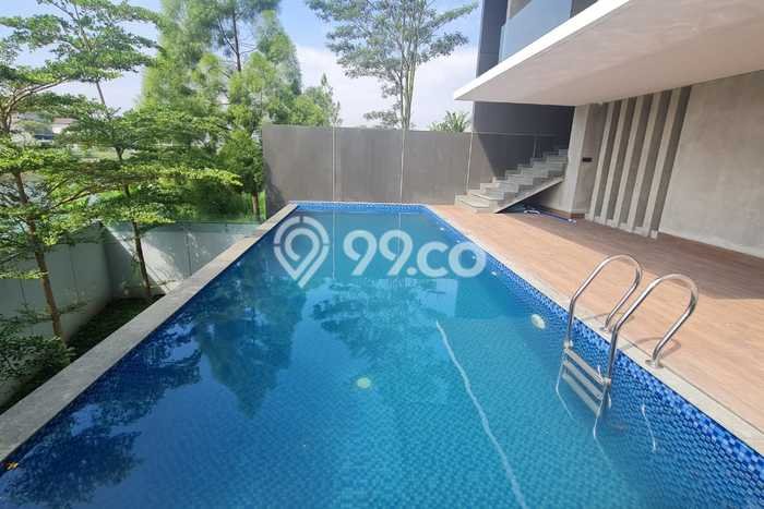 Jual Rumah Mewah Megah Dengan View Eksklusif di Kota Baru Parahyangan, Bandung Jual Rumah Mewah Megah Dengan View Eksklusif di Kota Baru Parahyangan, Bandung